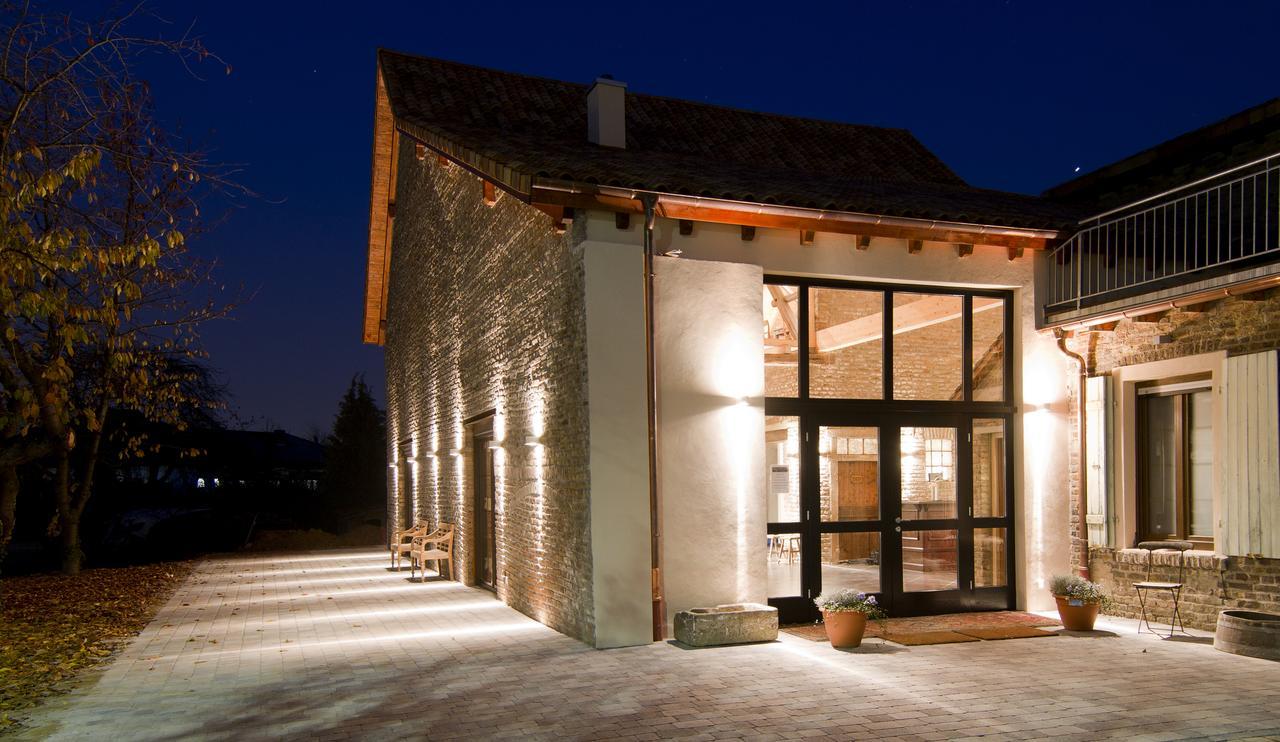 Hinterconti Bed & Breakfast Bretzenheim Bagian luar foto